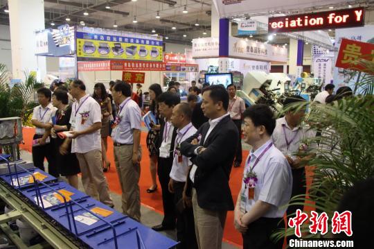 千余家海内外纺织、鞋机鞋材行业知名品牌齐聚青岛